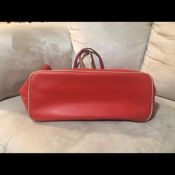 Coach Large Tote - Picture 2 of 6